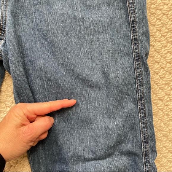 American Eagle paper-bag style jeans - Picture 11 of 11